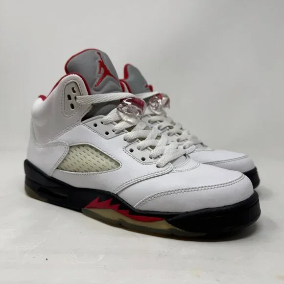 Air Jordan Retro GS Fire Red Sneakers Size Basketball Shoes